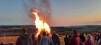 Bonfire beacon
